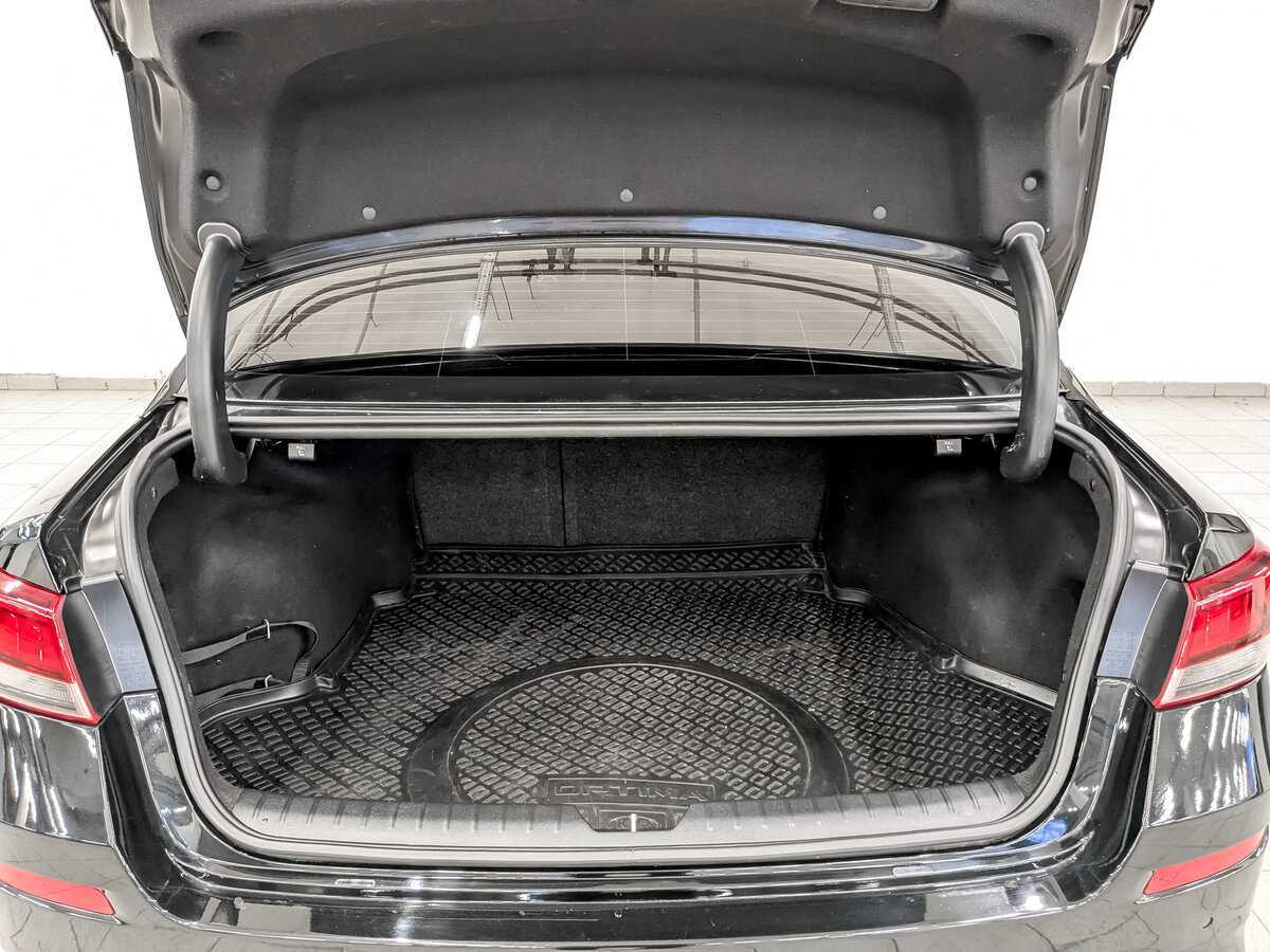 Купить Kia Optima с пробегом. Фото: #9