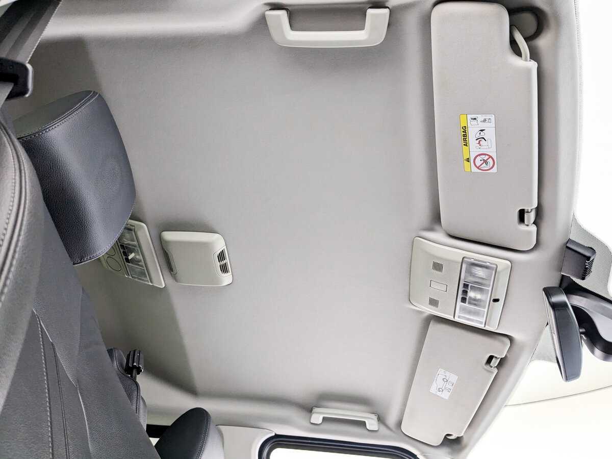 Купить Land Rover Discovery с пробегом. Фото: #22