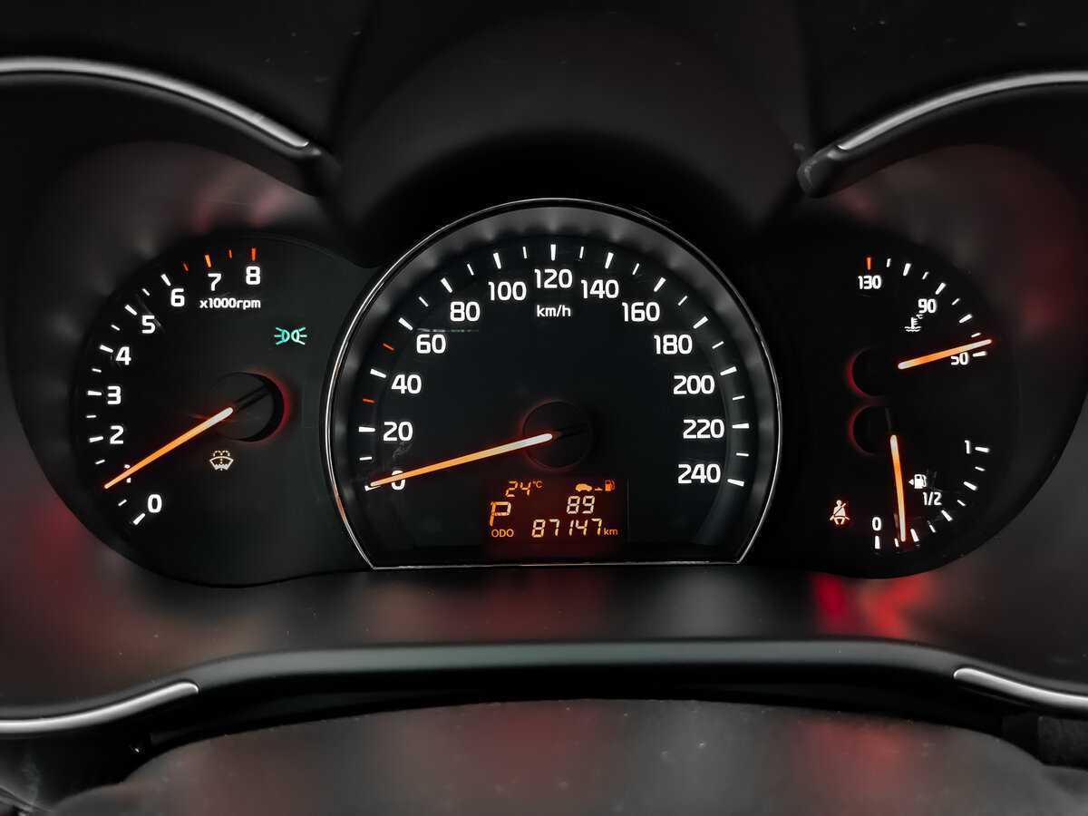 Купить Kia Sorento с пробегом. Фото: #12