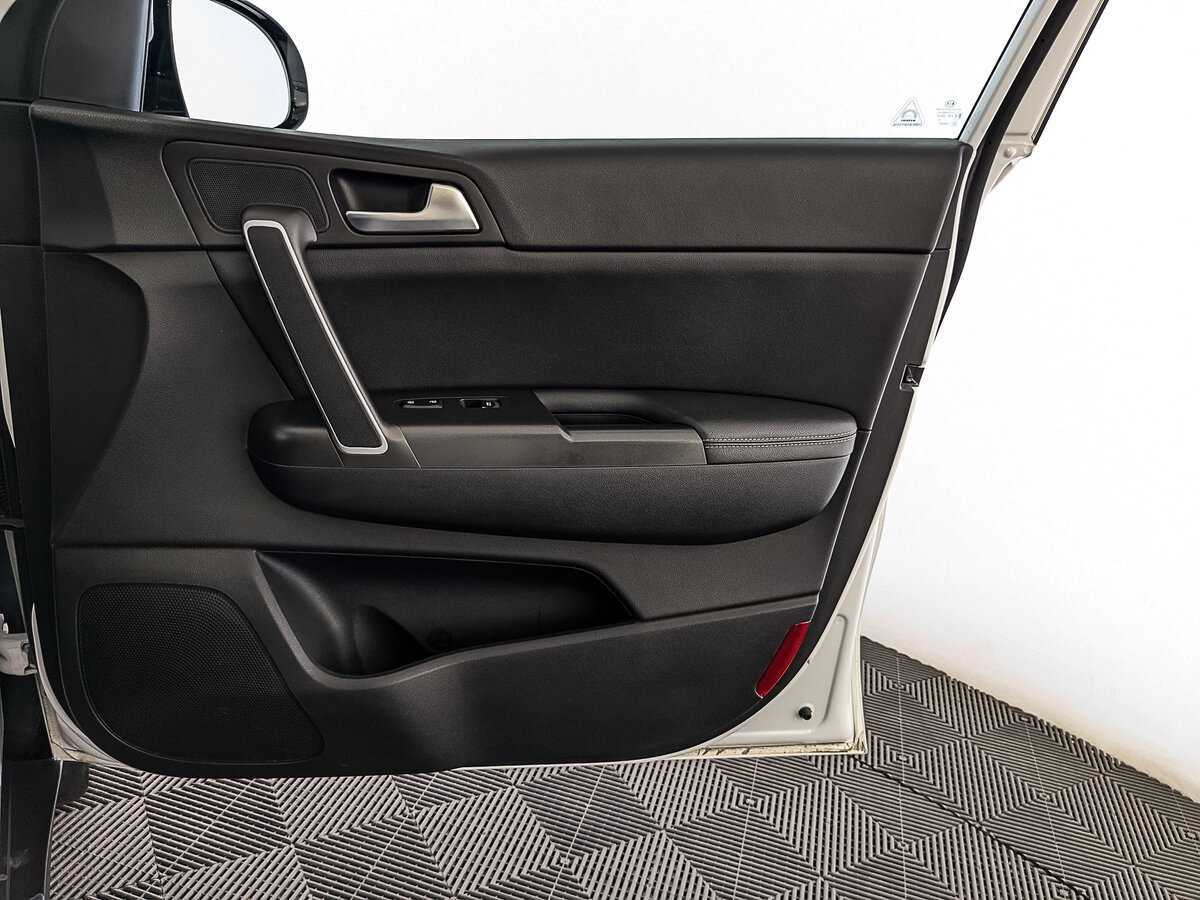 Купить Kia Sportage с пробегом. Фото: #24