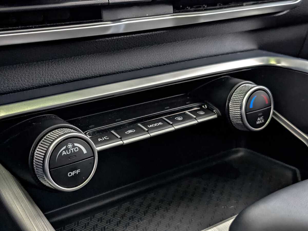 Купить Geely Coolray с пробегом. Фото: #20