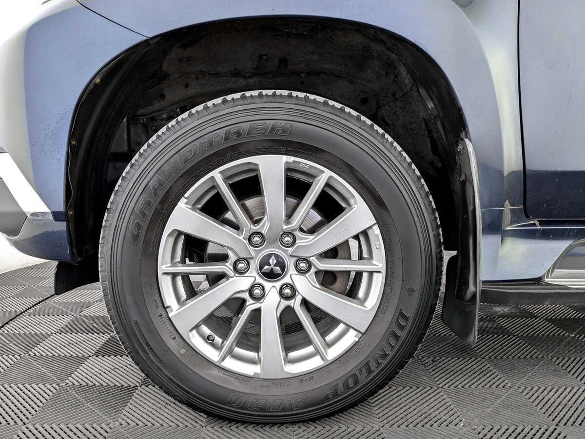 Купить Mitsubishi Pajero Sport с пробегом. Фото: #15