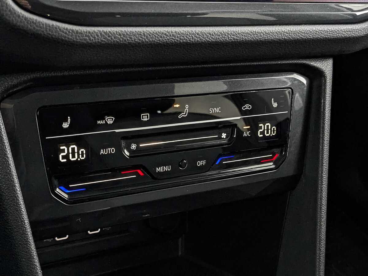Купить Volkswagen Tiguan с пробегом. Фото: #20