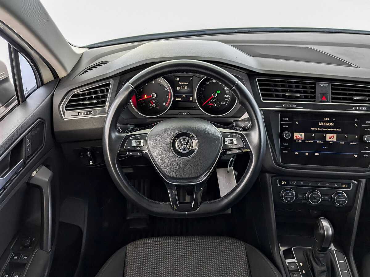 Купить Volkswagen Tiguan с пробегом. Фото: #20