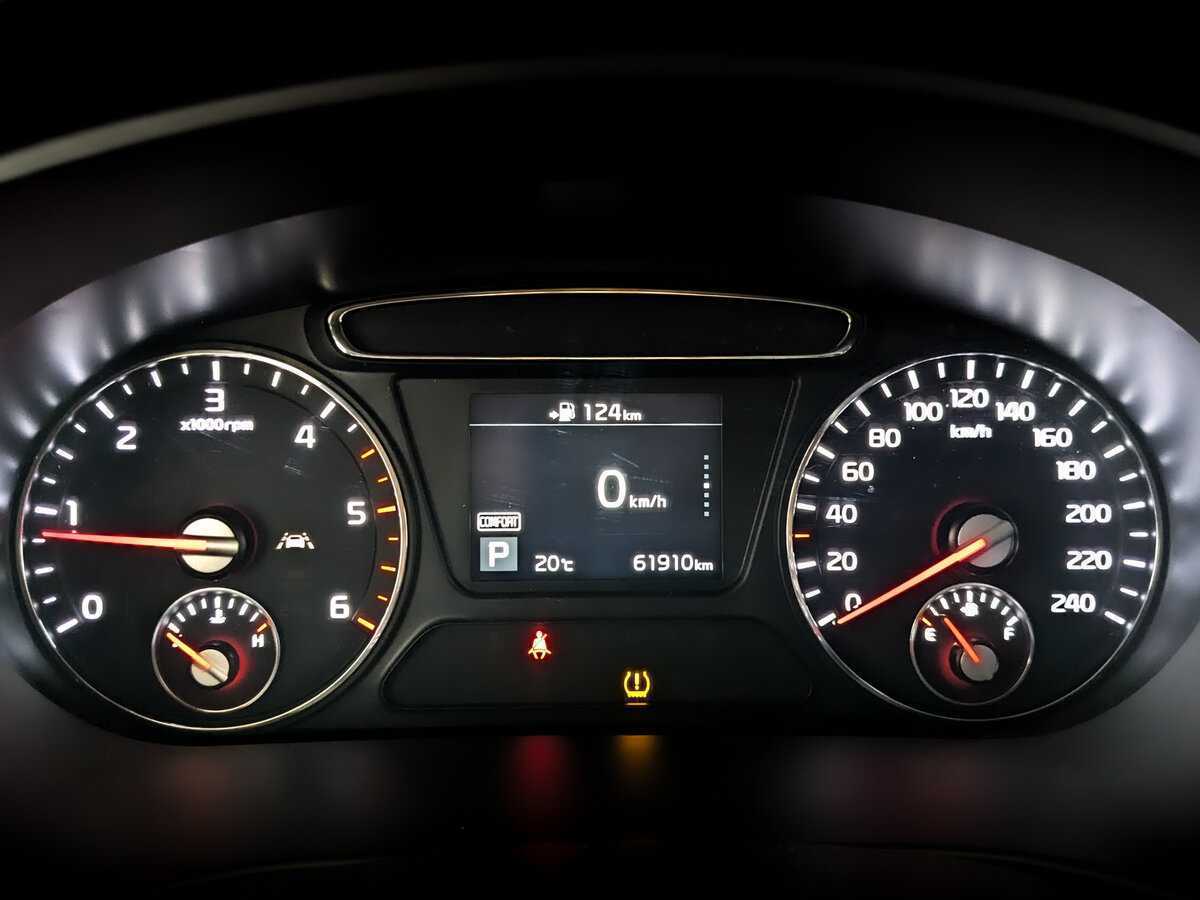 Купить Kia Sorento с пробегом. Фото: #12