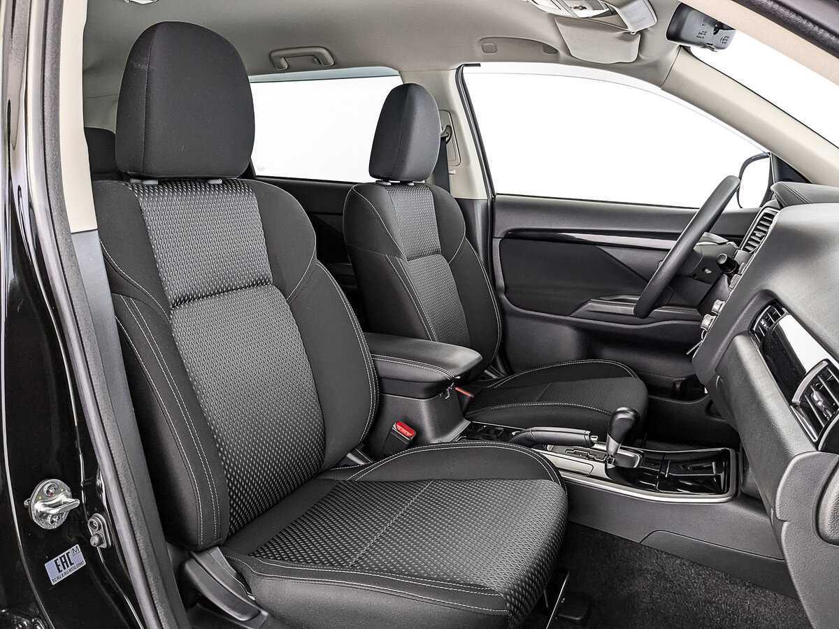 Купить Mitsubishi Outlander с пробегом. Фото: #23
