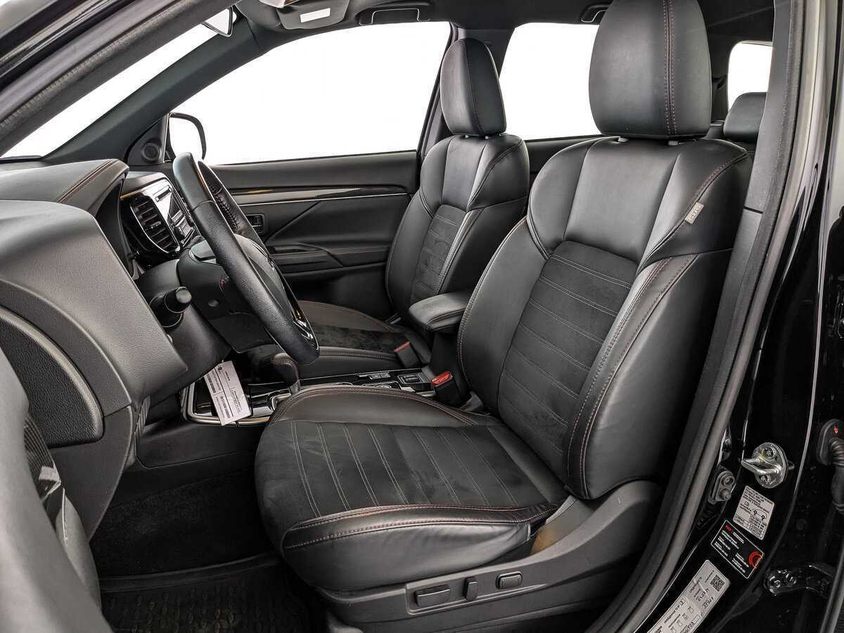 Купить Mitsubishi Outlander с пробегом. Фото: #19