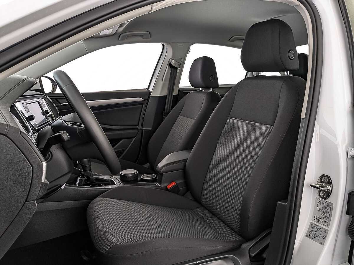 Купить Volkswagen Jetta с пробегом. Фото: #18