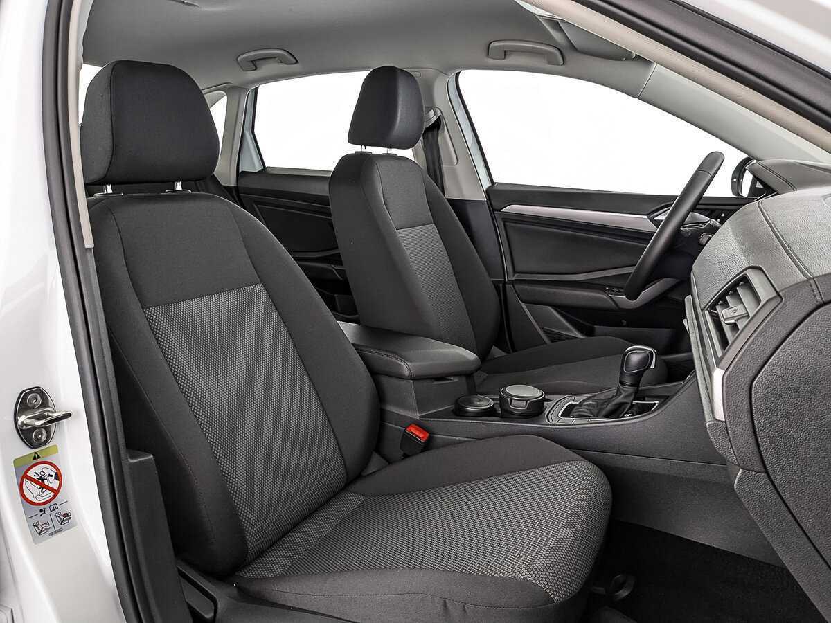 Купить Volkswagen Jetta с пробегом. Фото: #21