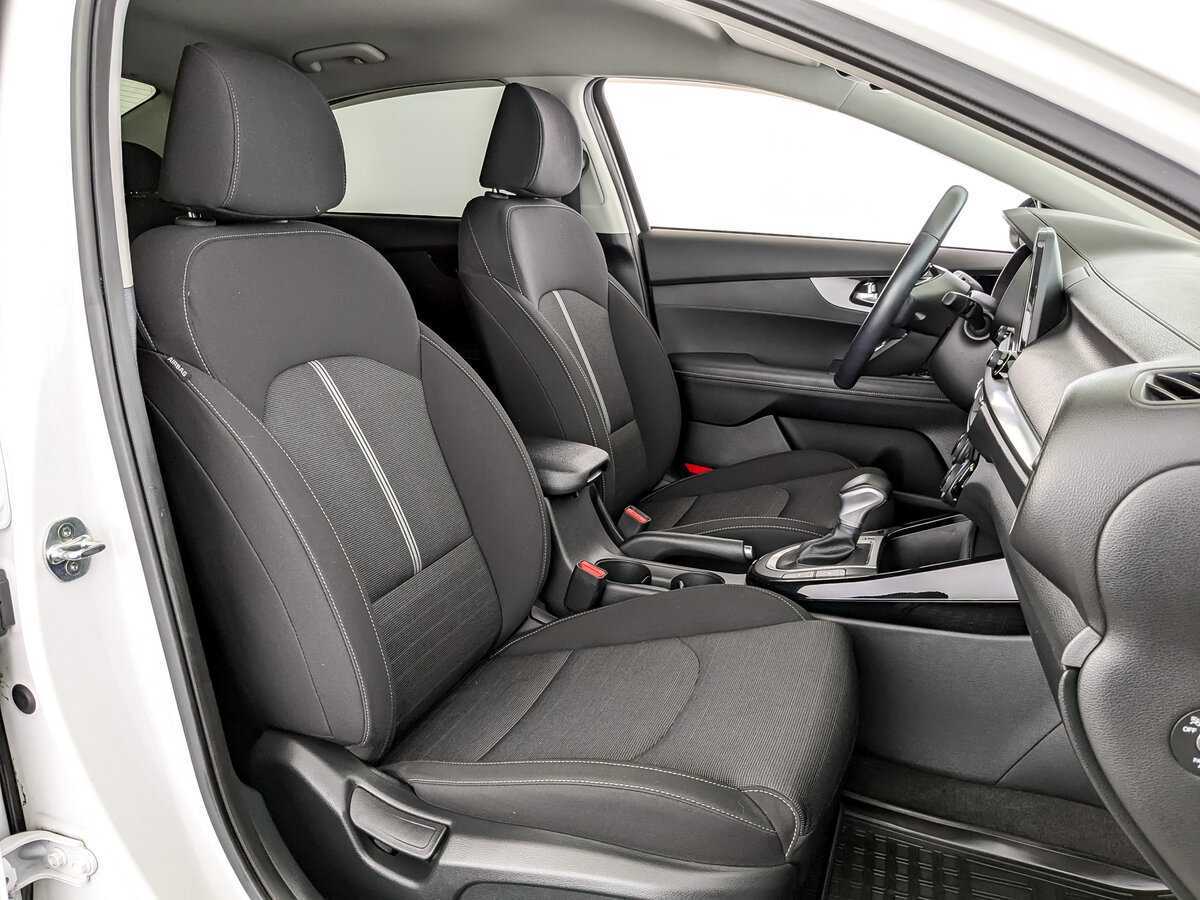 Купить Kia Cerato с пробегом. Фото: #22