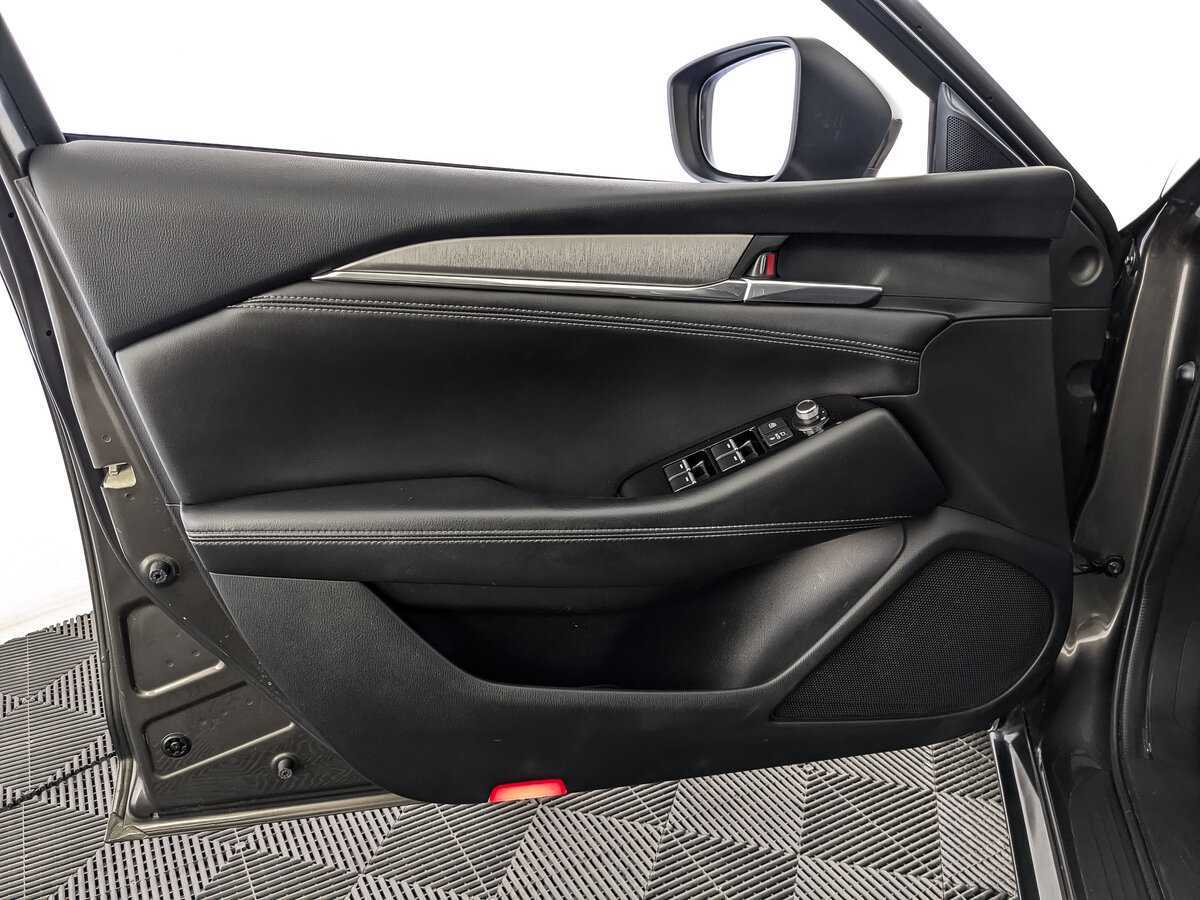 Купить Mazda 6 с пробегом. Фото: #17