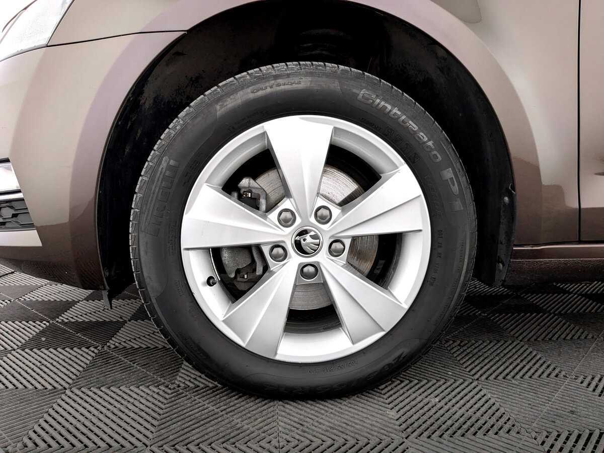 Купить Skoda Octavia с пробегом. Фото: #17