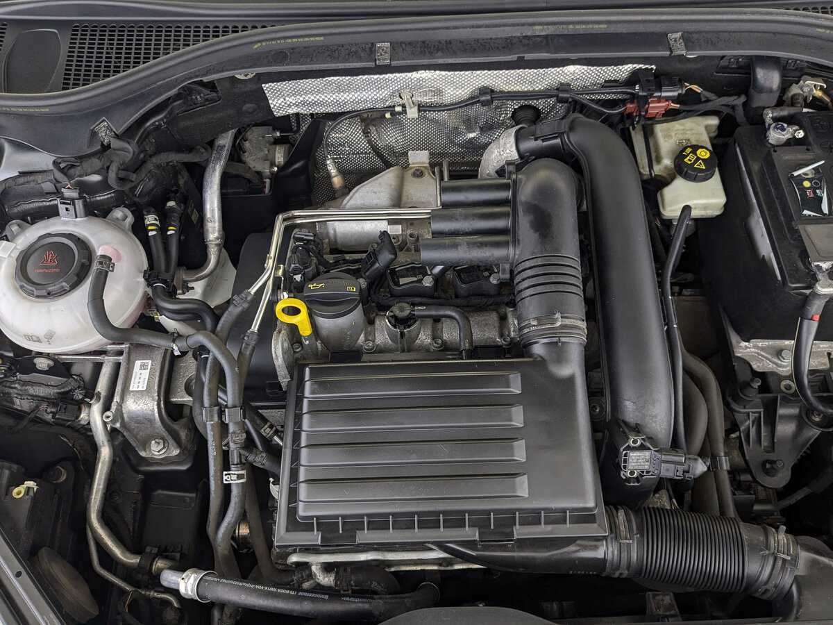 Купить Skoda Superb с пробегом. Фото: #8