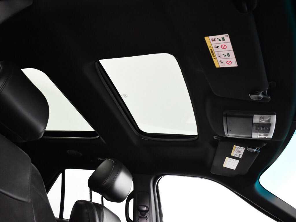 Купить Ford Explorer с пробегом. Фото: #12