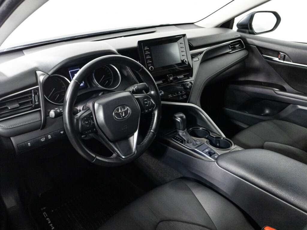 Купить Toyota Camry с пробегом. Фото: #10