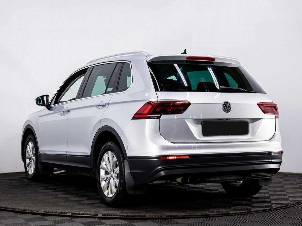 Купить Volkswagen Tiguan с пробегом. Фото: #3