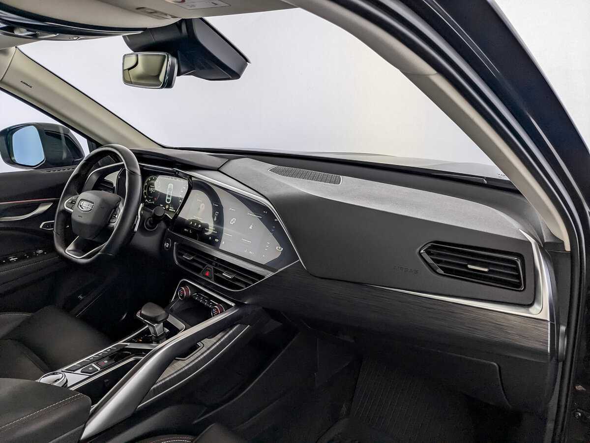 Купить Geely Tugella с пробегом. Фото: #10