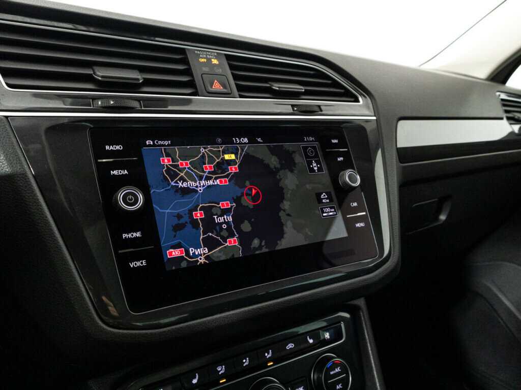 Купить Volkswagen Tiguan с пробегом. Фото: #14