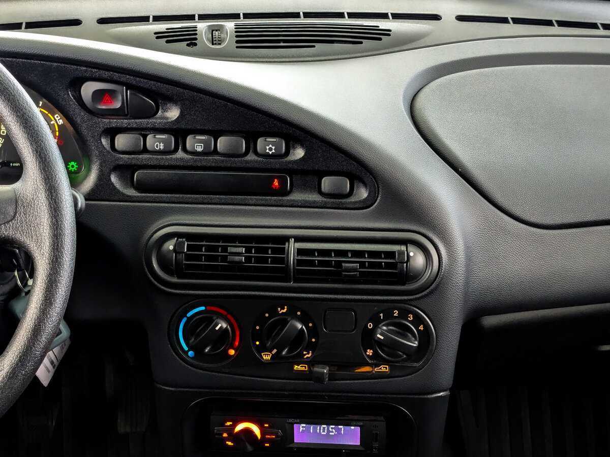 Купить Lada (ВАЗ) Niva с пробегом. Фото: #14