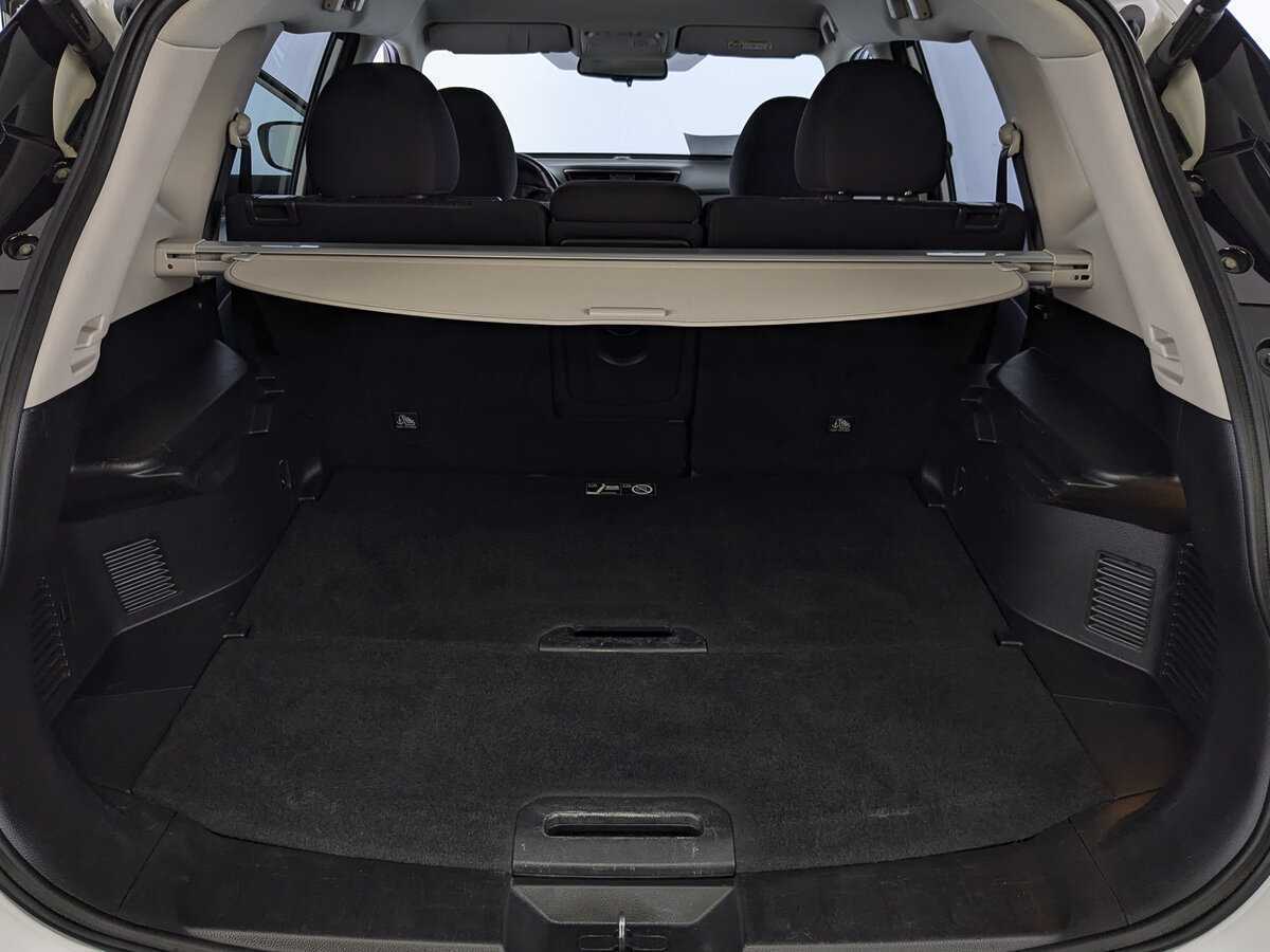 Купить Nissan X-Trail с пробегом. Фото: #9