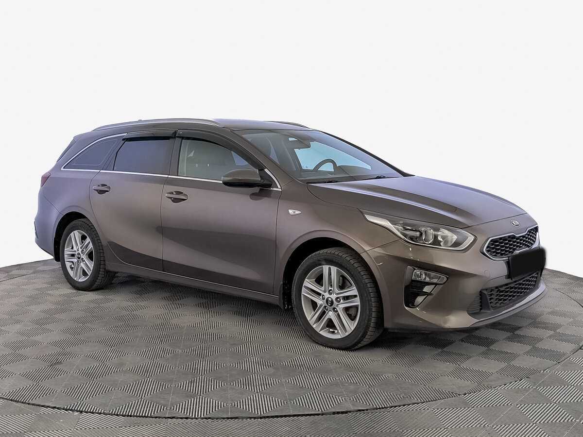 Купить Kia Ceed с пробегом. Фото: #2