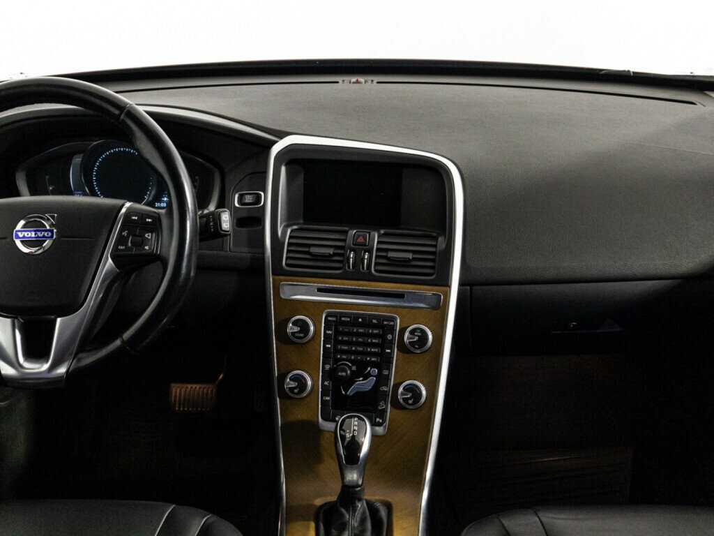 Купить Volvo XC60 с пробегом. Фото: #13