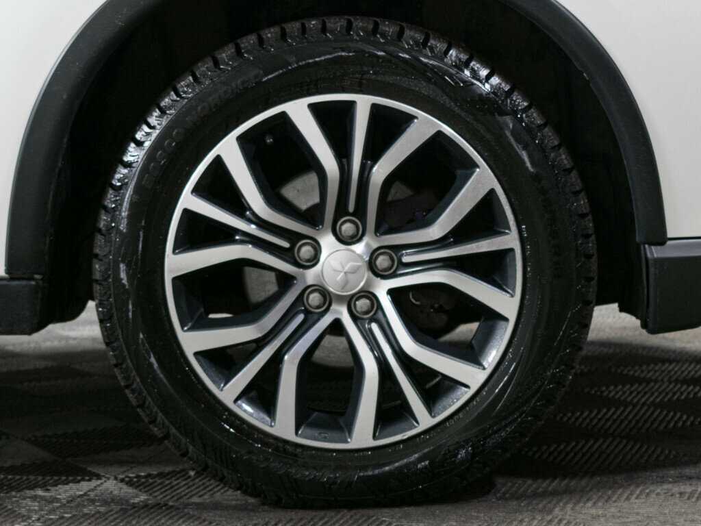 Продажа Б/У Митсубиши Оутлэндер. Фото: #17