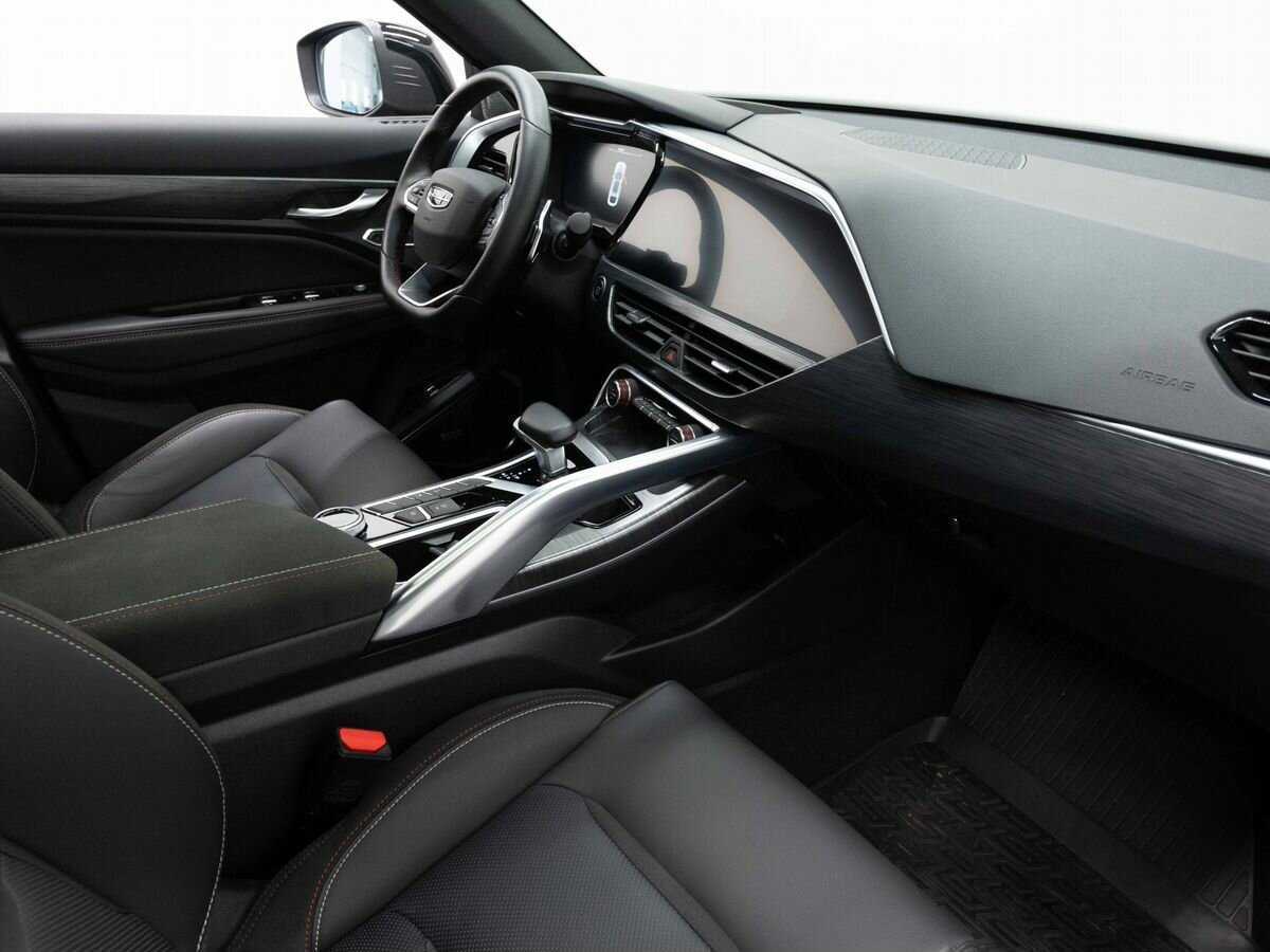 Купить Geely Tugella с пробегом. Фото: #11