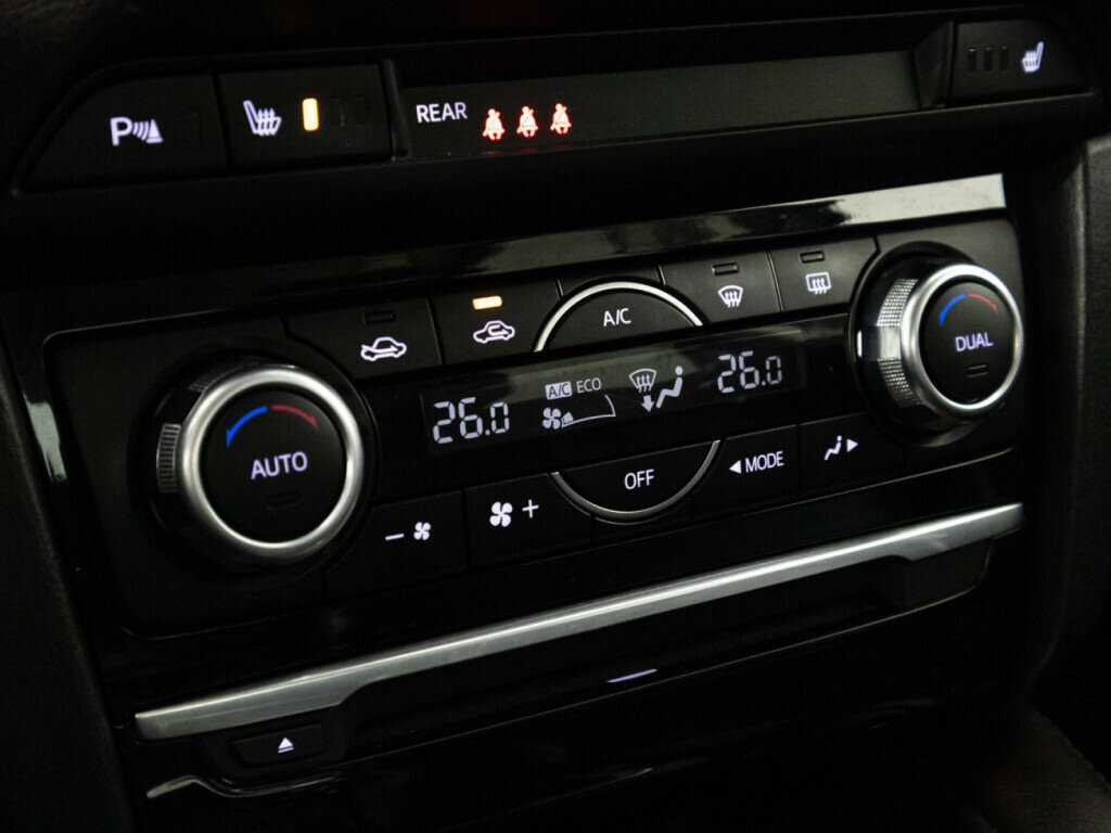 Купить Mazda 6 с пробегом. Фото: #16