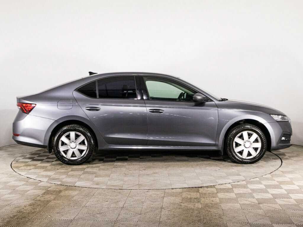 Купить Skoda Octavia с пробегом. Фото: #3
