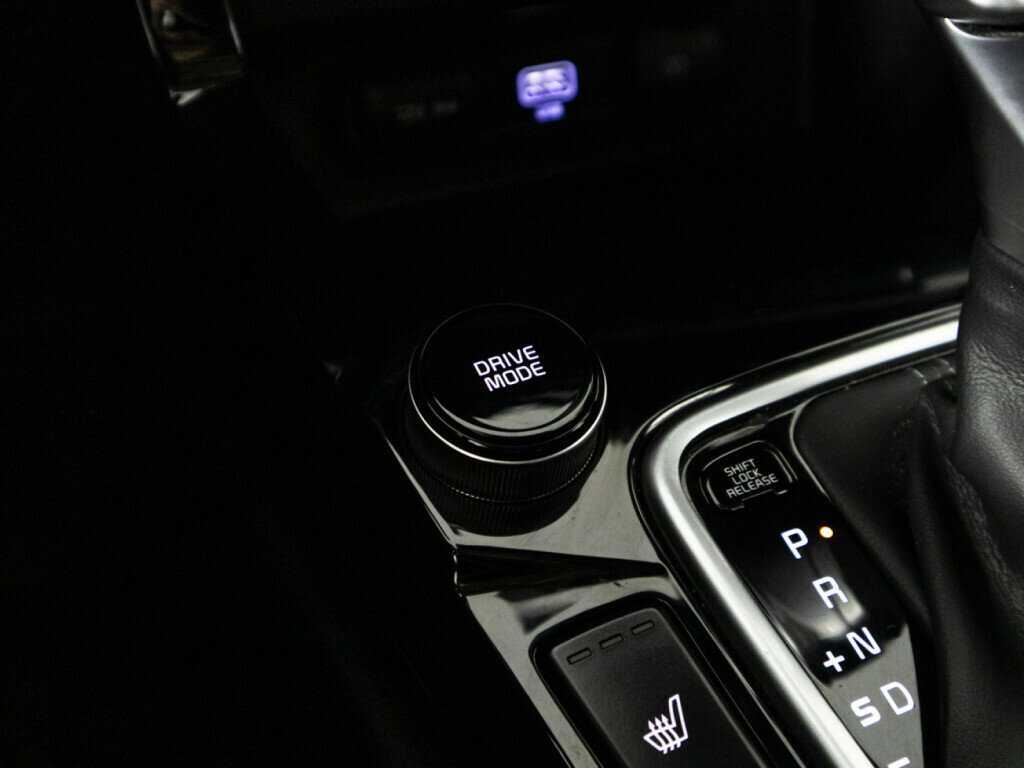 Купить Kia Seltos с пробегом. Фото: #18