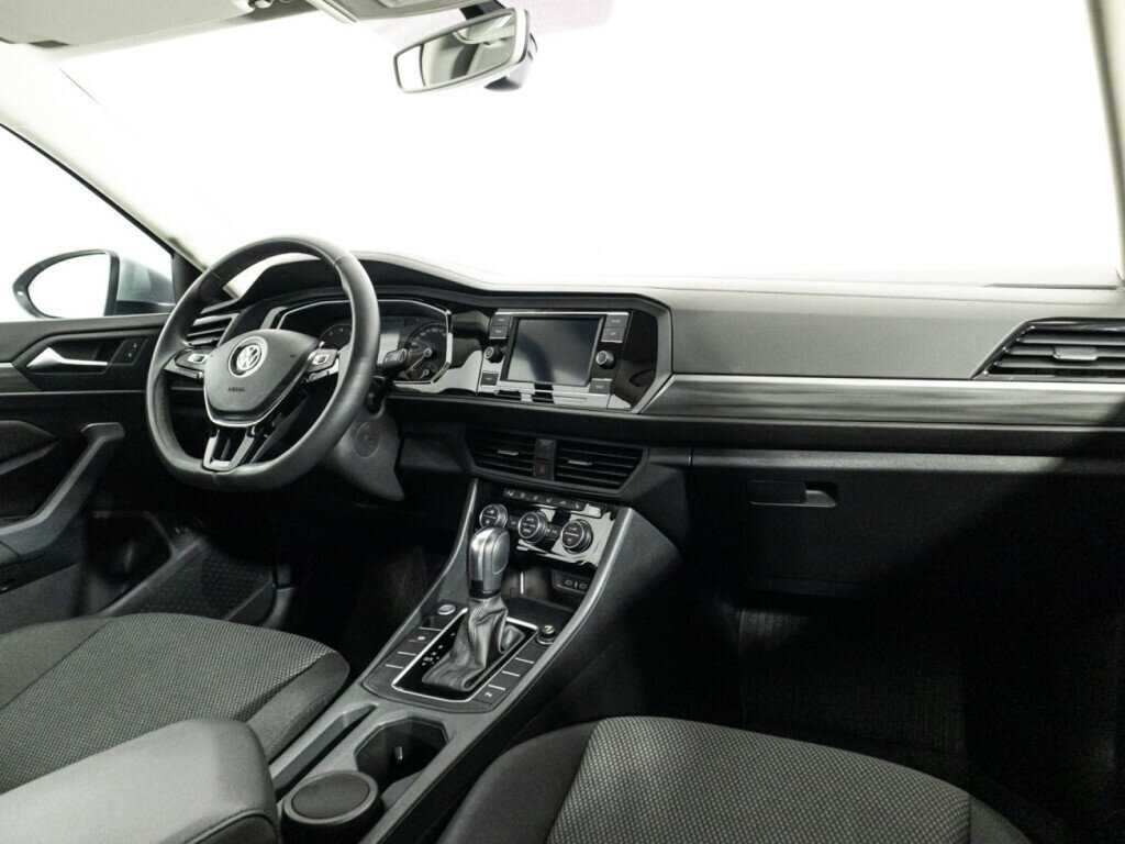 Купить Volkswagen Jetta с пробегом. Фото: #8