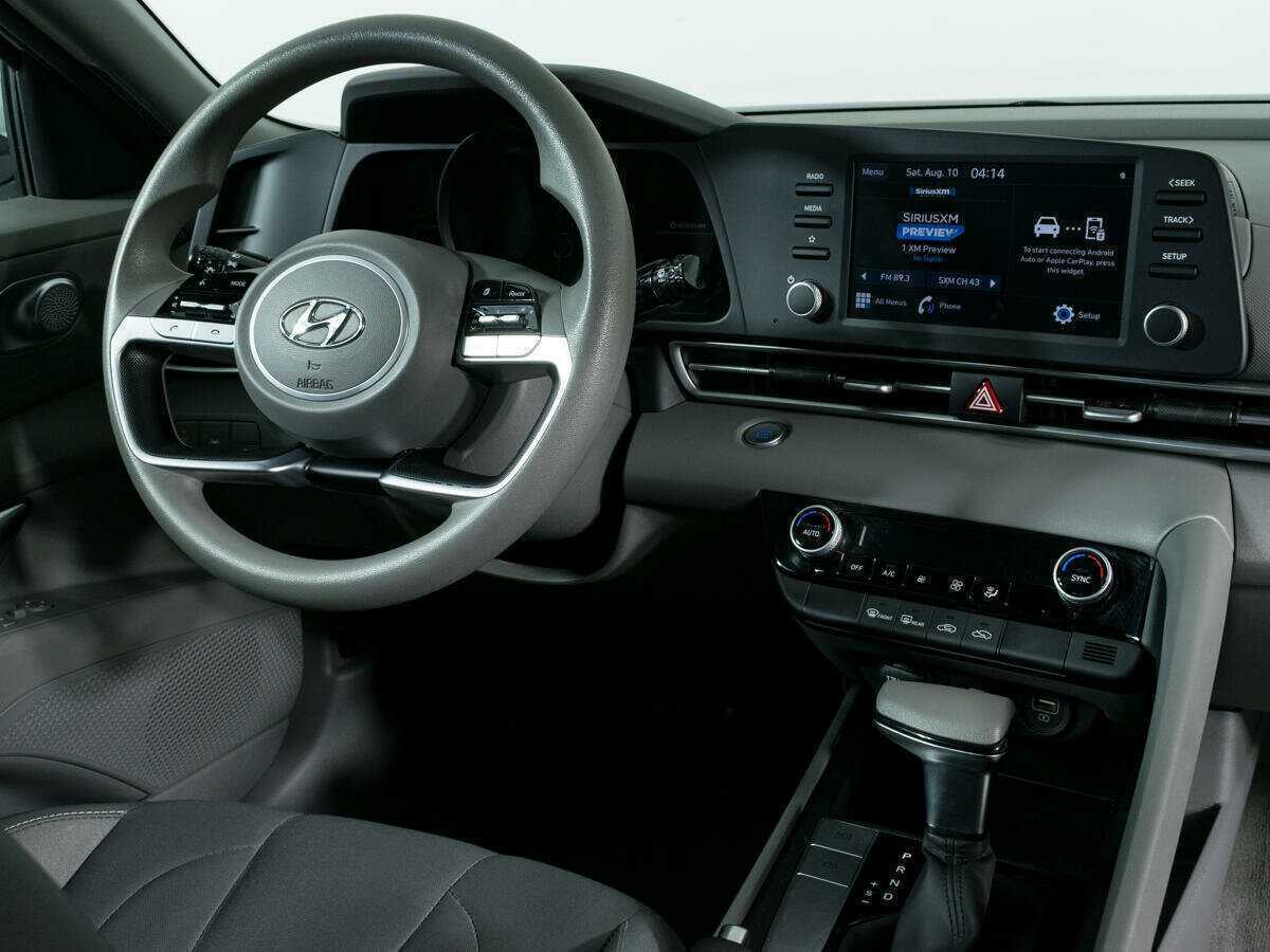 Купить Hyundai Elantra с пробегом. Фото: #8