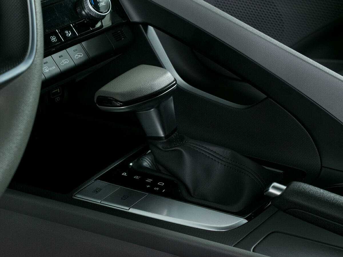 Купить Hyundai Elantra с пробегом. Фото: #14