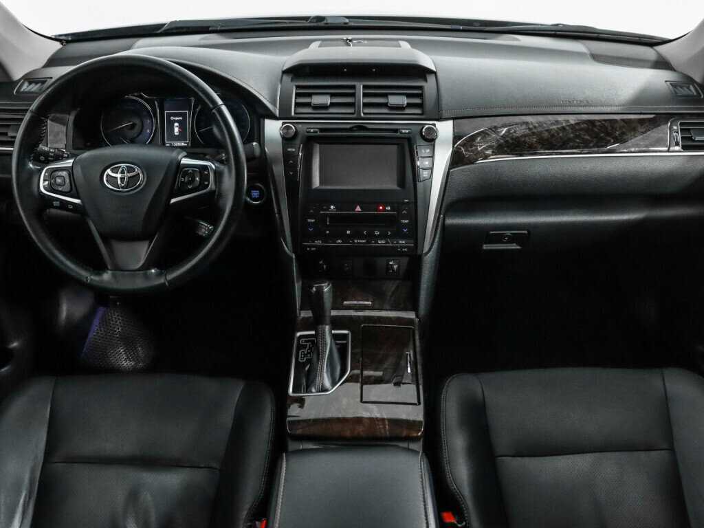 Купить Toyota Camry с пробегом. Фото: #13