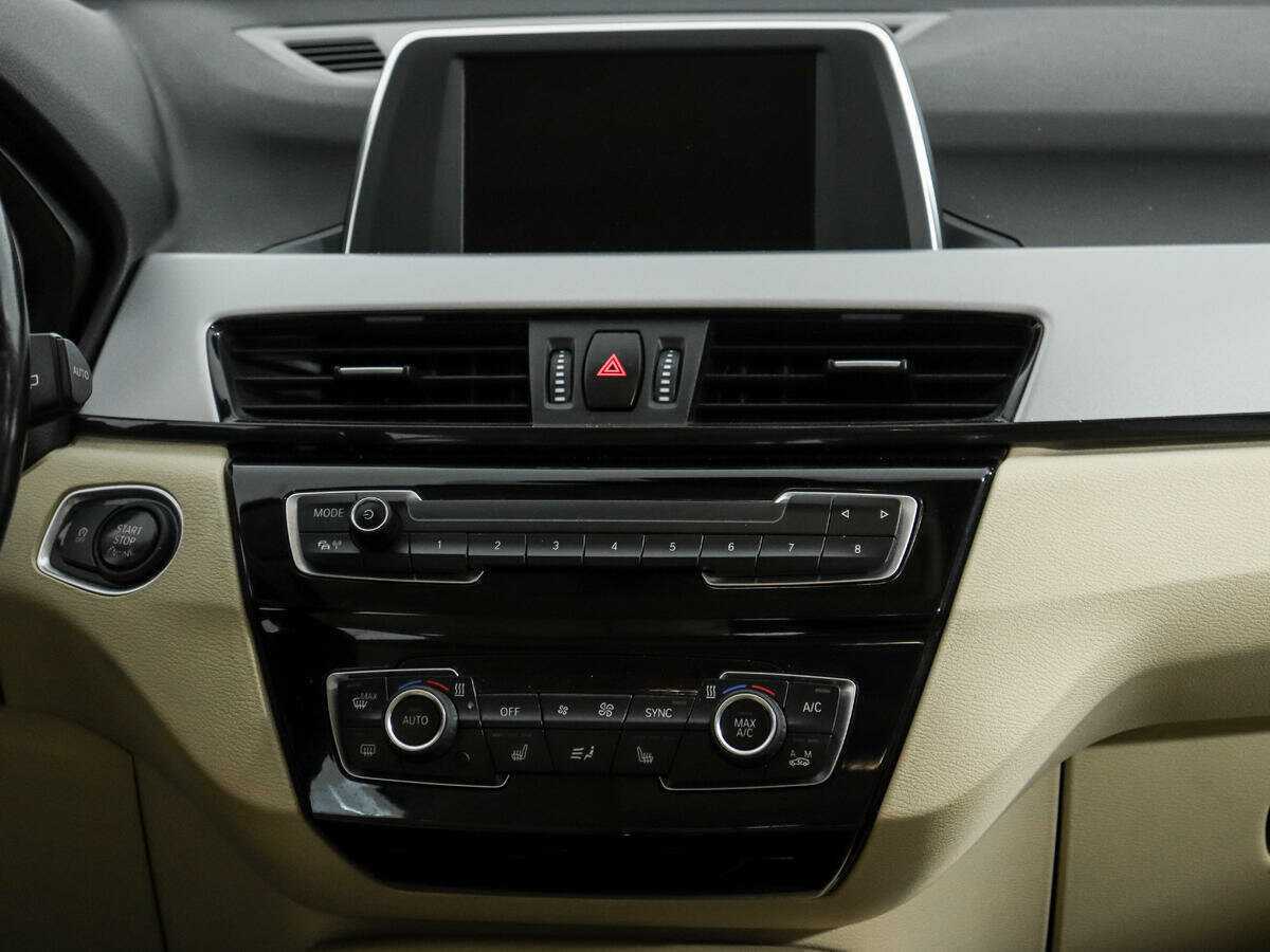 Купить BMW X1 с пробегом. Фото: #10