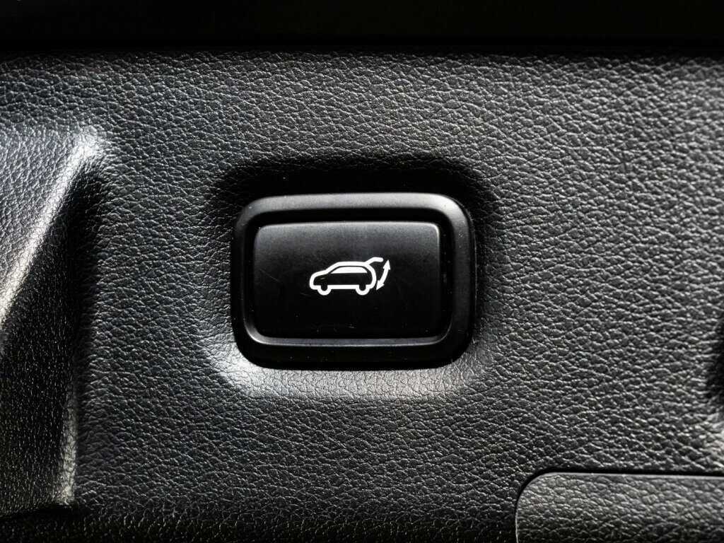 Купить Hyundai Santa Fe с пробегом. Фото: #25