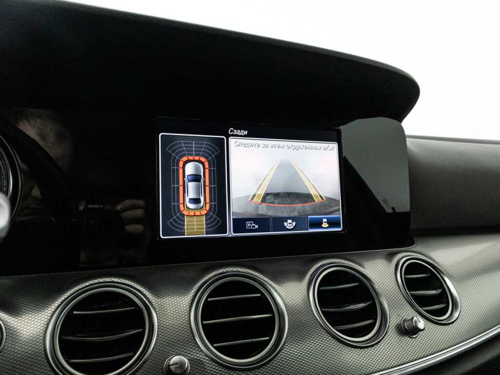 Купить Mercedes-Benz E-Класс с пробегом. Фото: #14