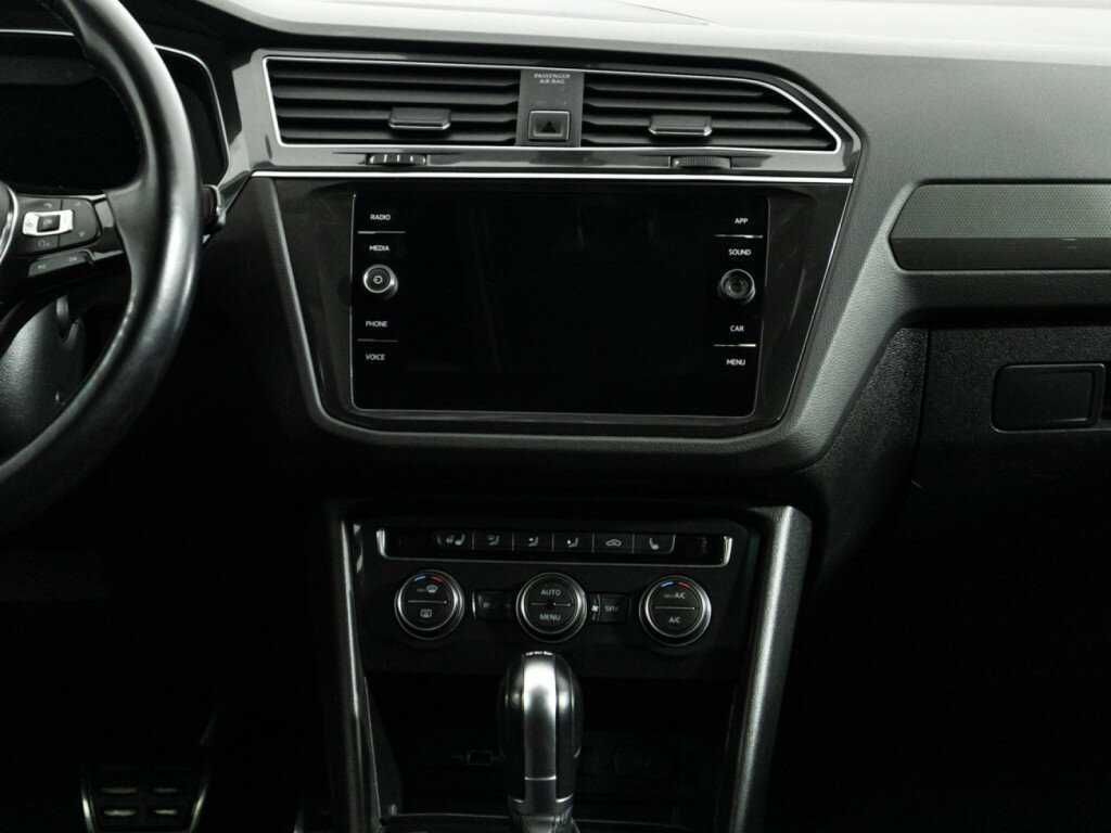 Купить Volkswagen Tiguan с пробегом. Фото: #13