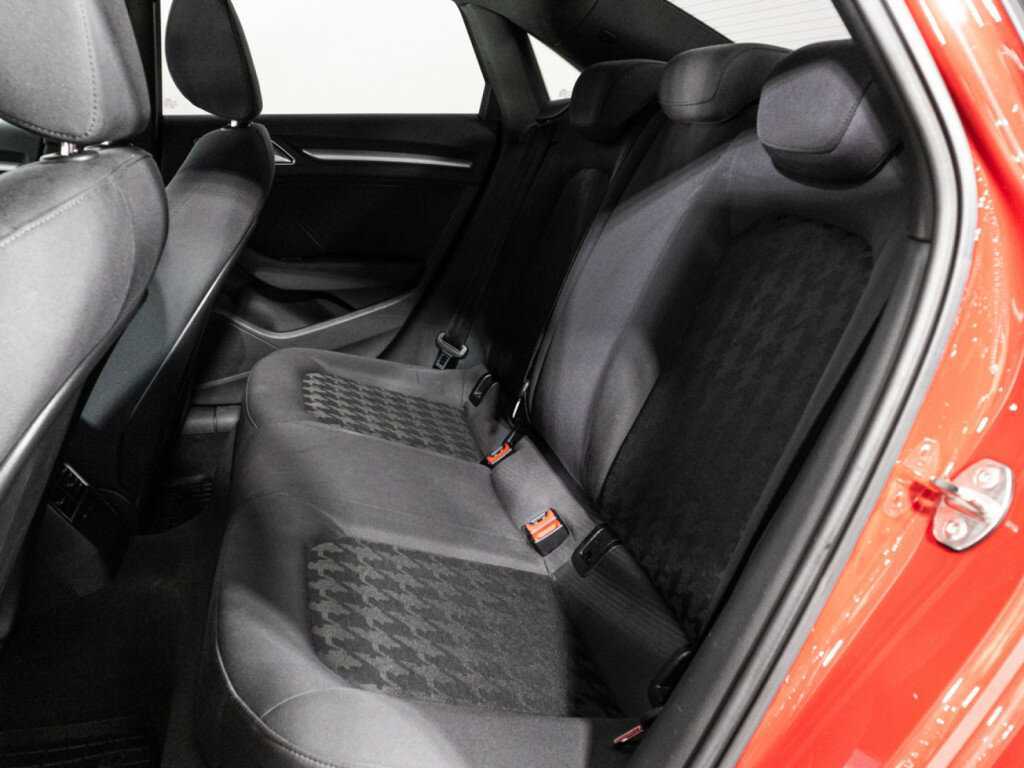 Купить Audi A3 с пробегом. Фото: #9
