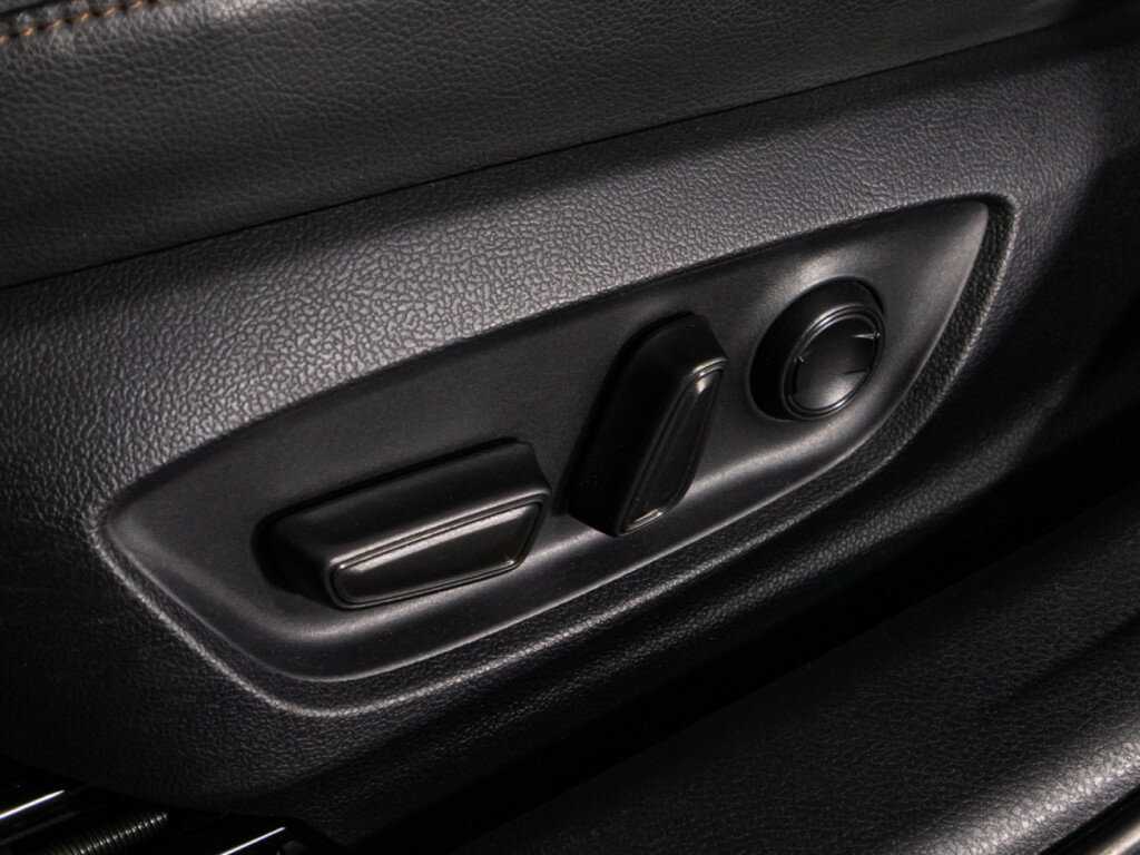 Купить Toyota Camry с пробегом. Фото: #14