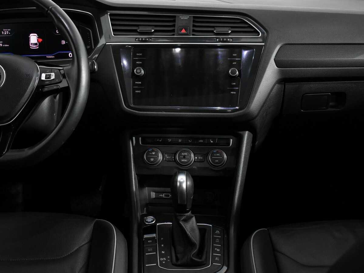 Купить Volkswagen Tiguan с пробегом. Фото: #15