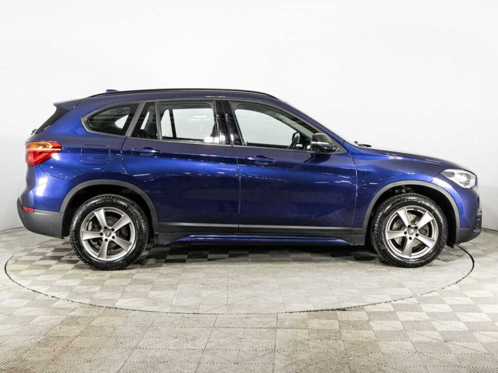Купить BMW X1 с пробегом. Фото: #3