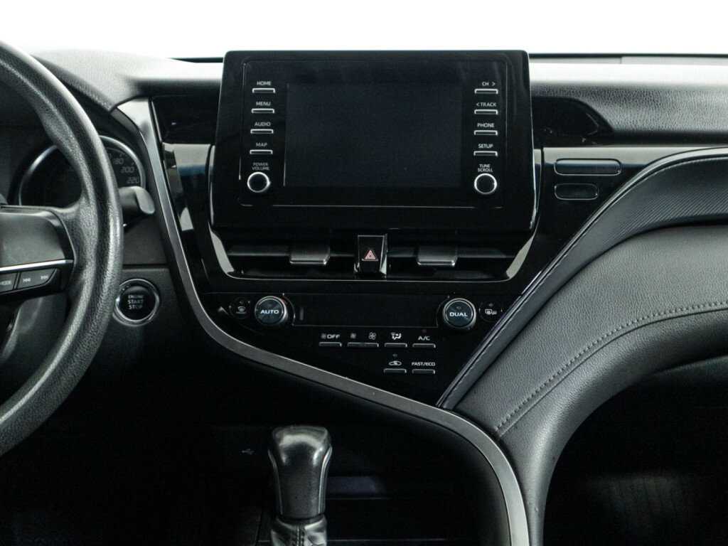 Купить Toyota Camry с пробегом. Фото: #13