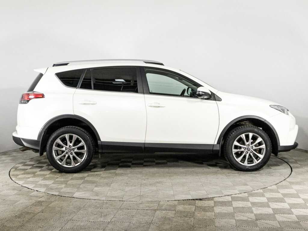 Купить Toyota RAV4 с пробегом. Фото: #3