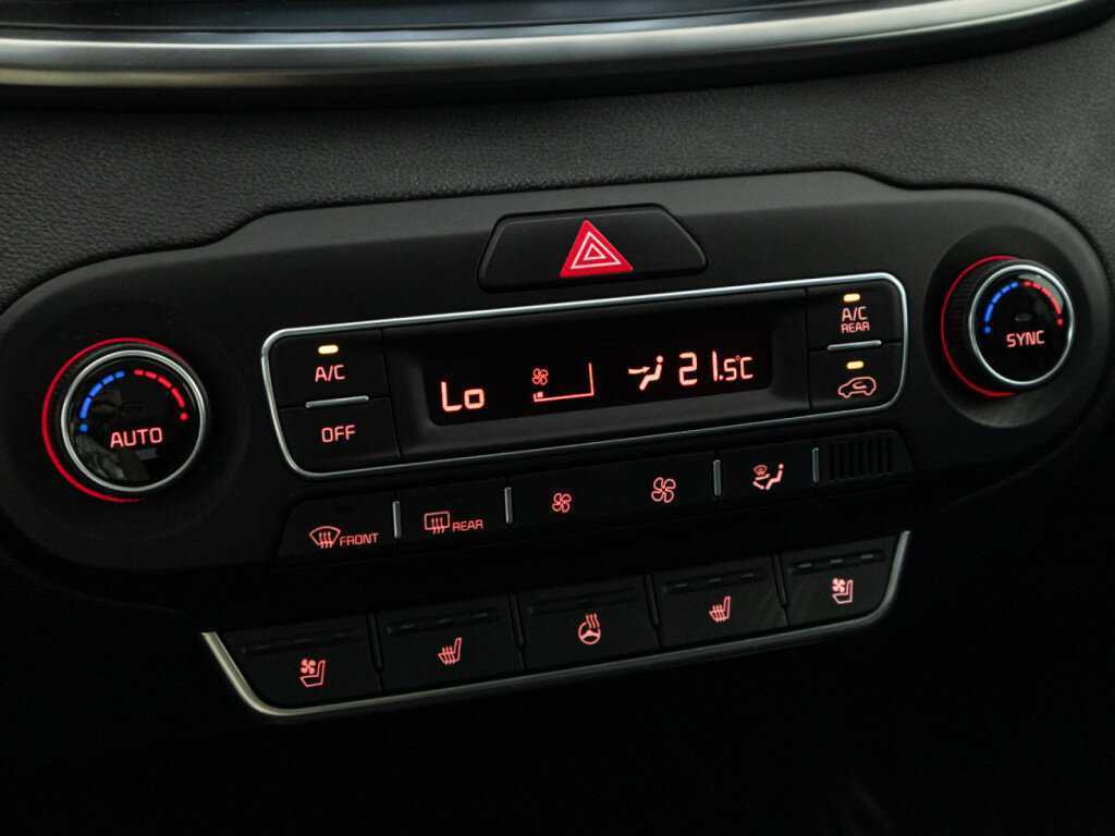 Купить Kia Sorento с пробегом. Фото: #14