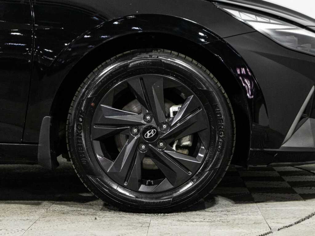 Купить Hyundai Elantra с пробегом. Фото: #23