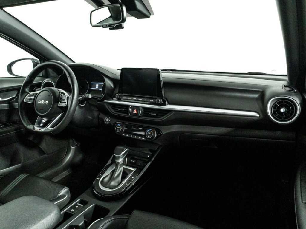 Купить Kia Cerato с пробегом. Фото: #9