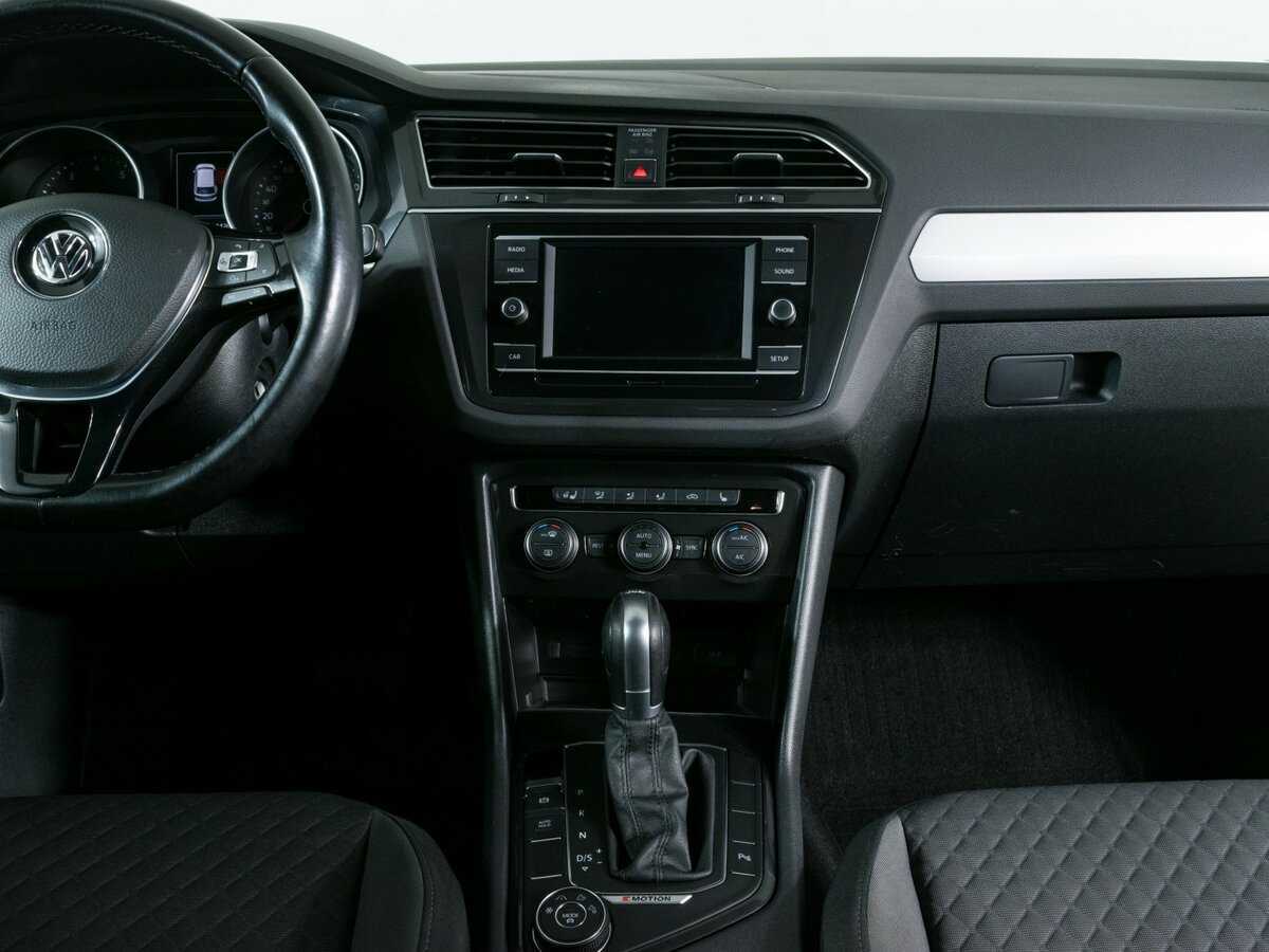 Купить Volkswagen Tiguan с пробегом. Фото: #8