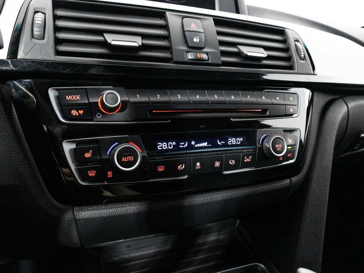 Купить BMW 3 серии с пробегом. Фото: #16